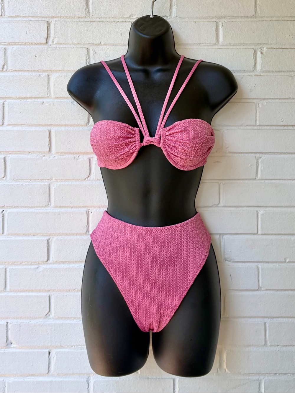 Tularosa Chandre Textured Bikini Top & Bottom‎ Rose Pink, Top (S) Bottom (M) EUC